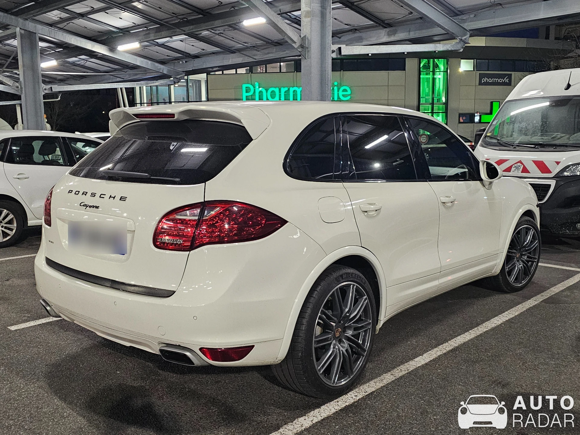 Porsche Cayenne spotted in Viry-Châtillon, France