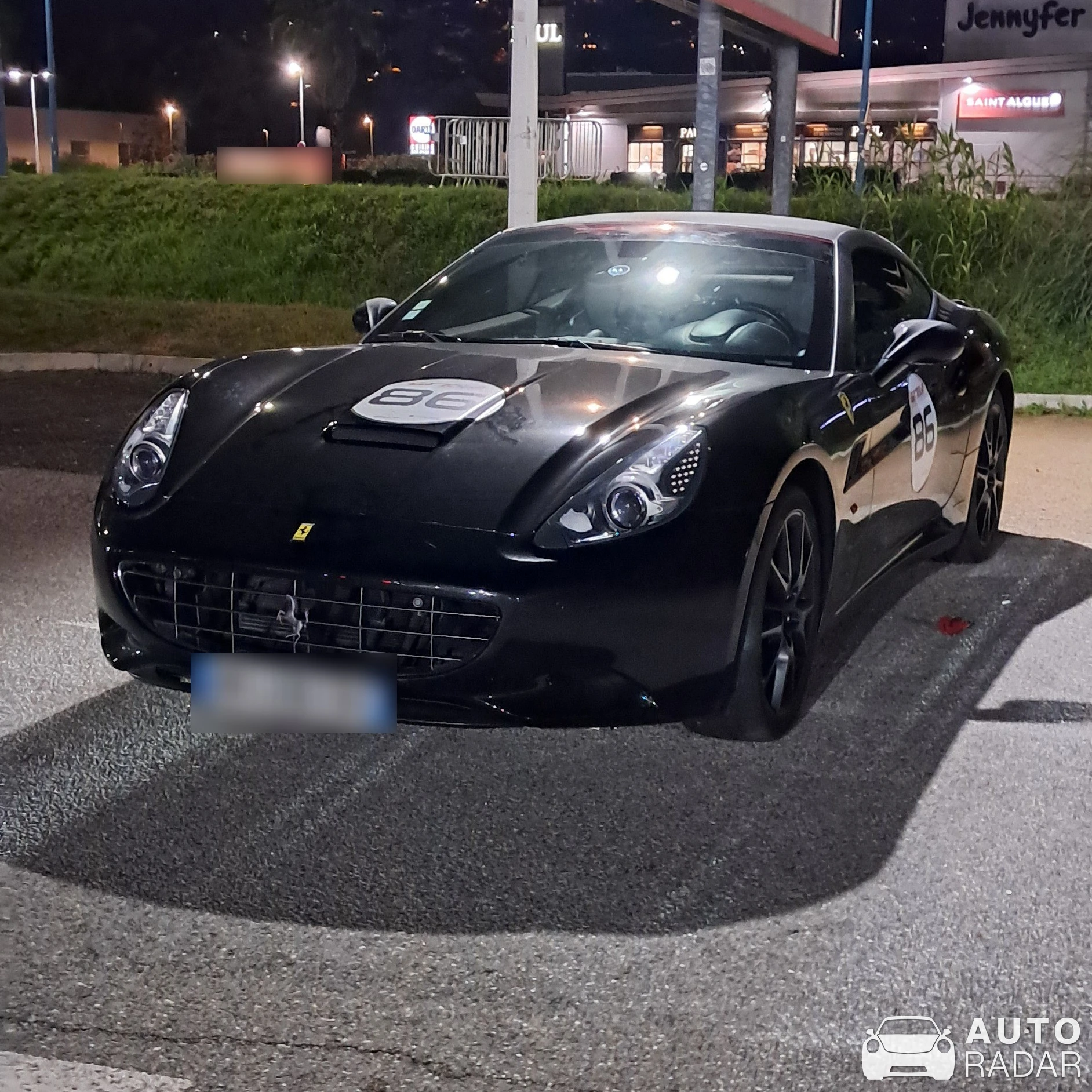 Ferrari California spotted in Mandelieu-la-Napoule, France