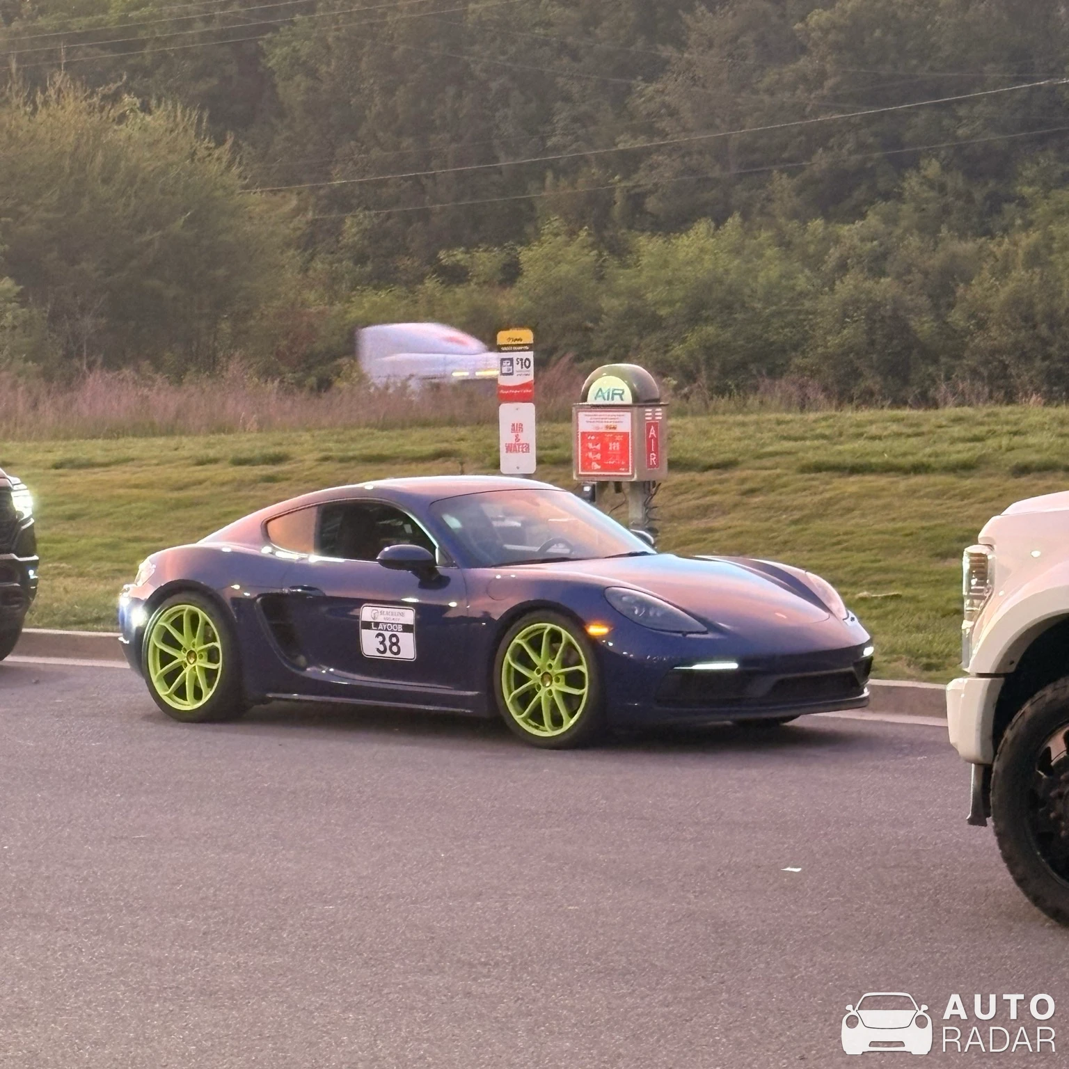 Porsche 718 Cayman spotted in Columbus