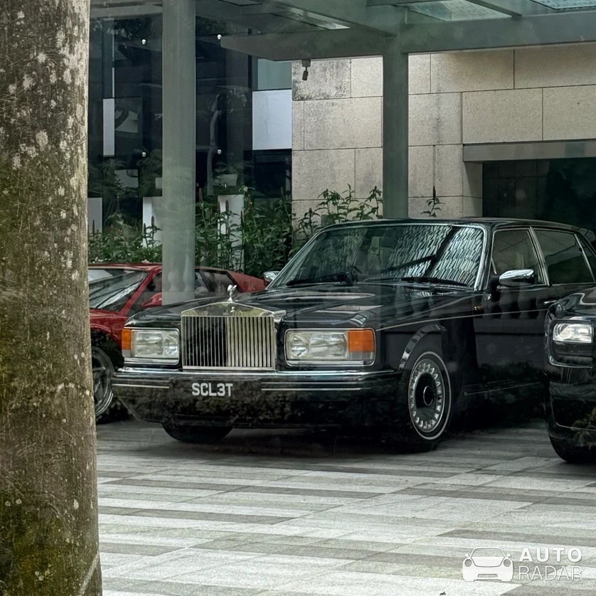 Rolls-Royce Silver Spirit spotted in Singapore