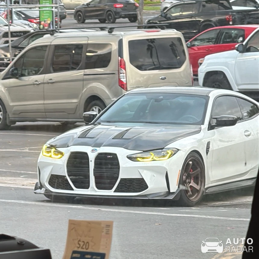BMW M4 G82 Coupé spotted in Honolulu