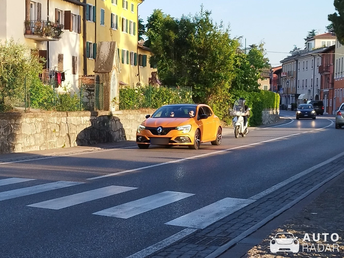 Renault Mégane IV RS spotted in Bardolino
