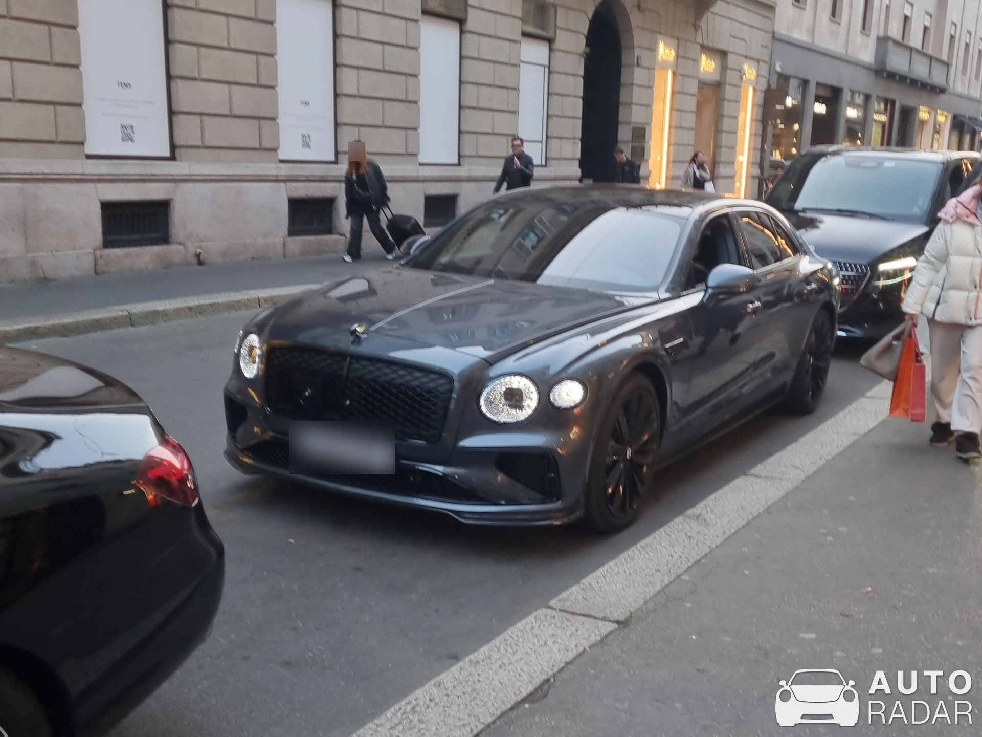 Bentley Flying Spur Speed 2023 spotted in Milano