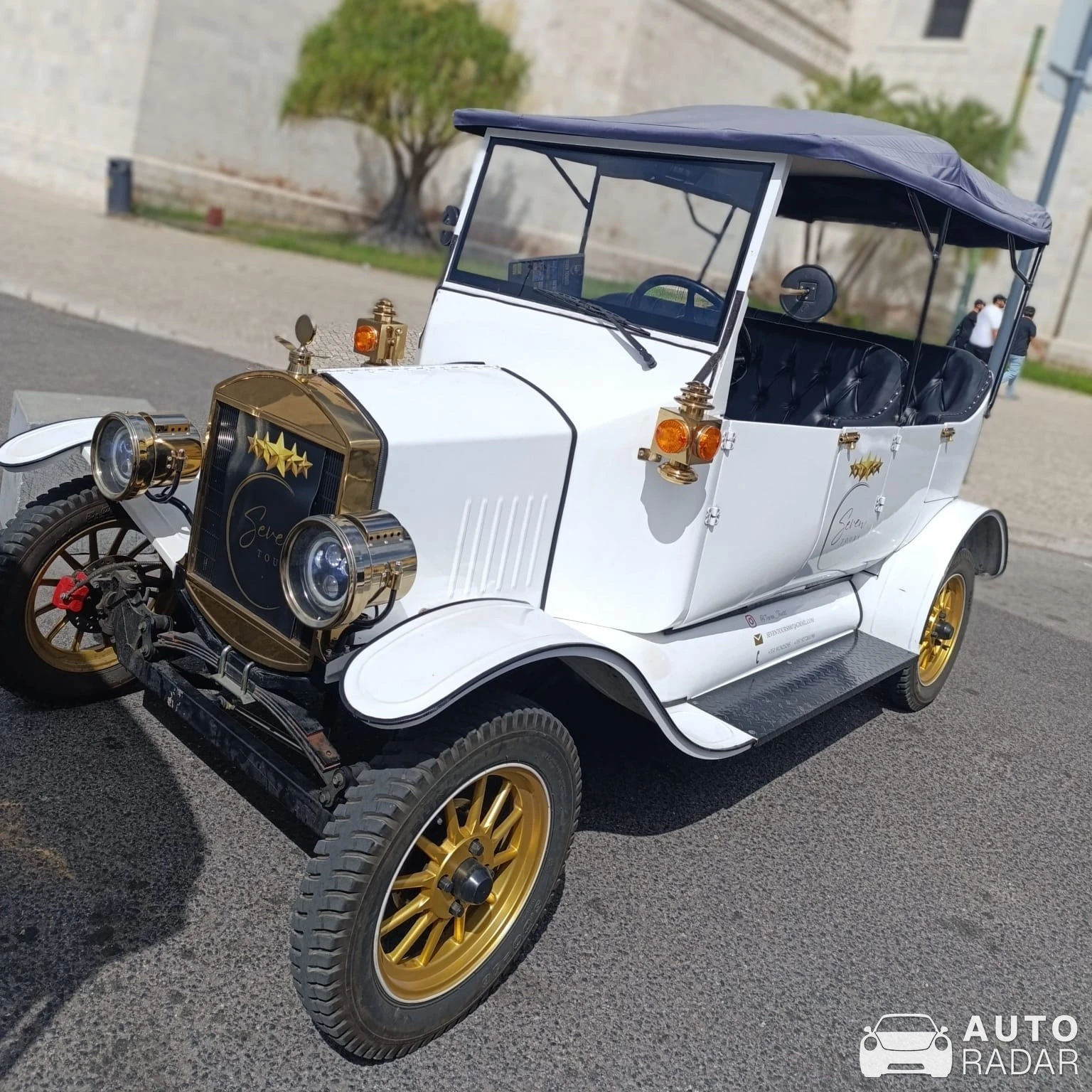Ford Model T Replica spotted in Lisboa