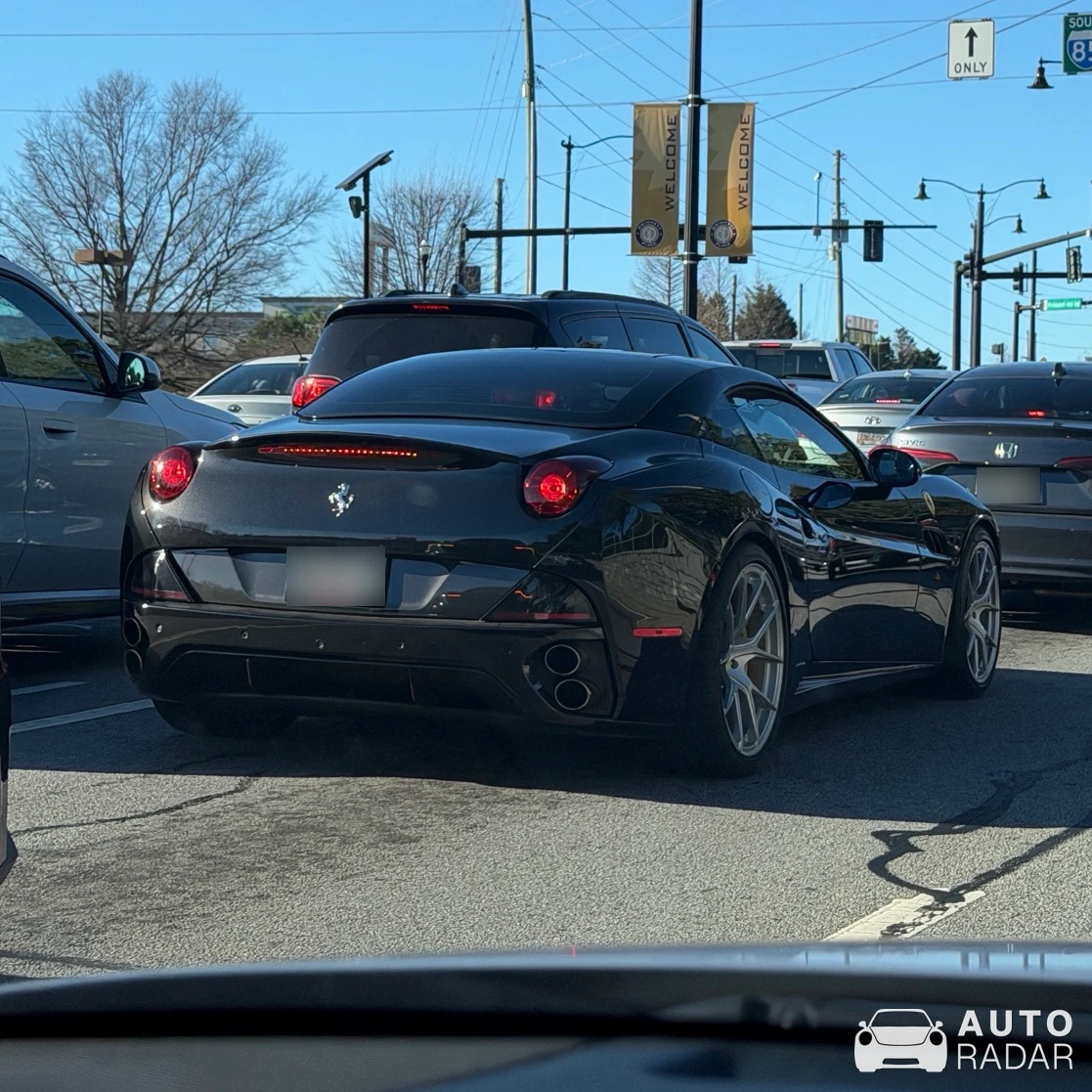 Ferrari California spotted in Duluth, United States