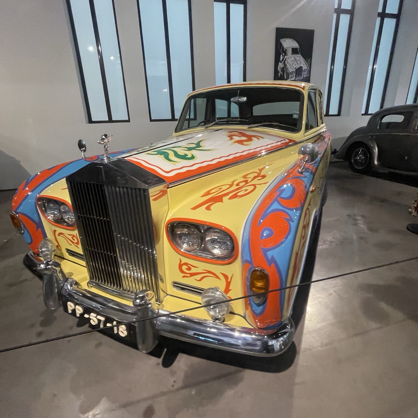 Rolls-Royce Phantom V John Lennon Psychedelic Rolls
