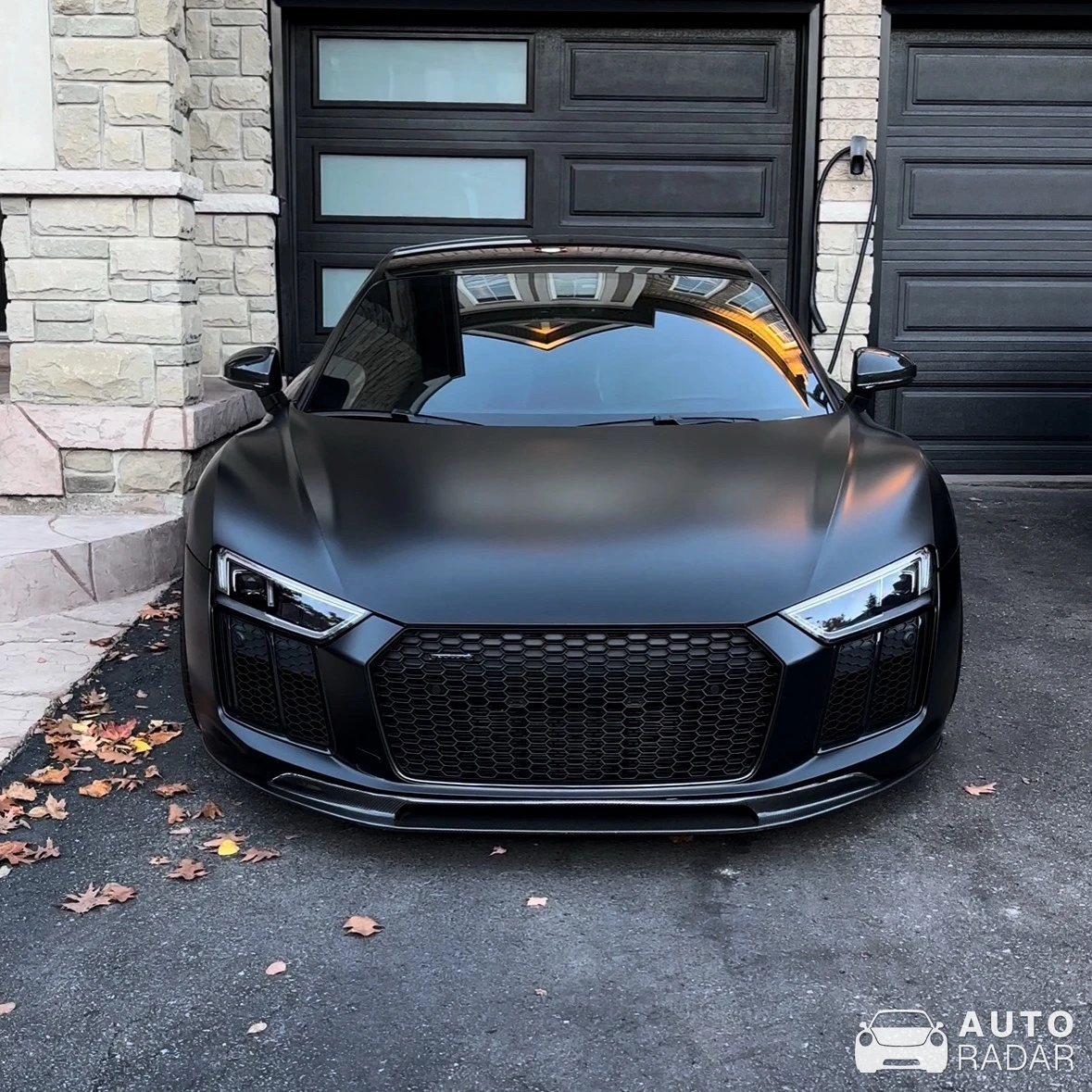 Audi R8 V10 Plus 2013 spotted in Ajax, Canada