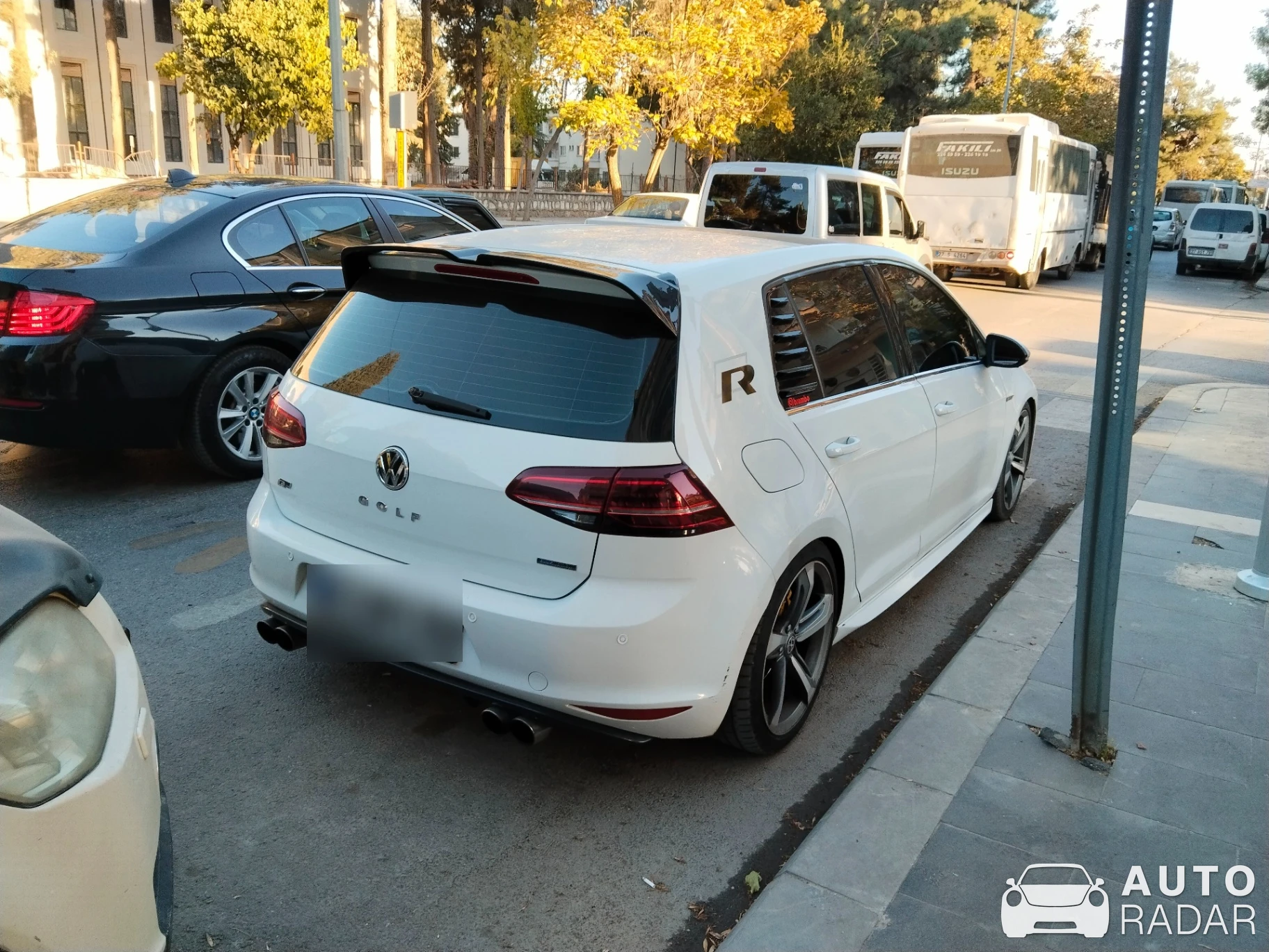 Volkswagen Golf R MkVII spotted in Şehitkamil, Türkiye
