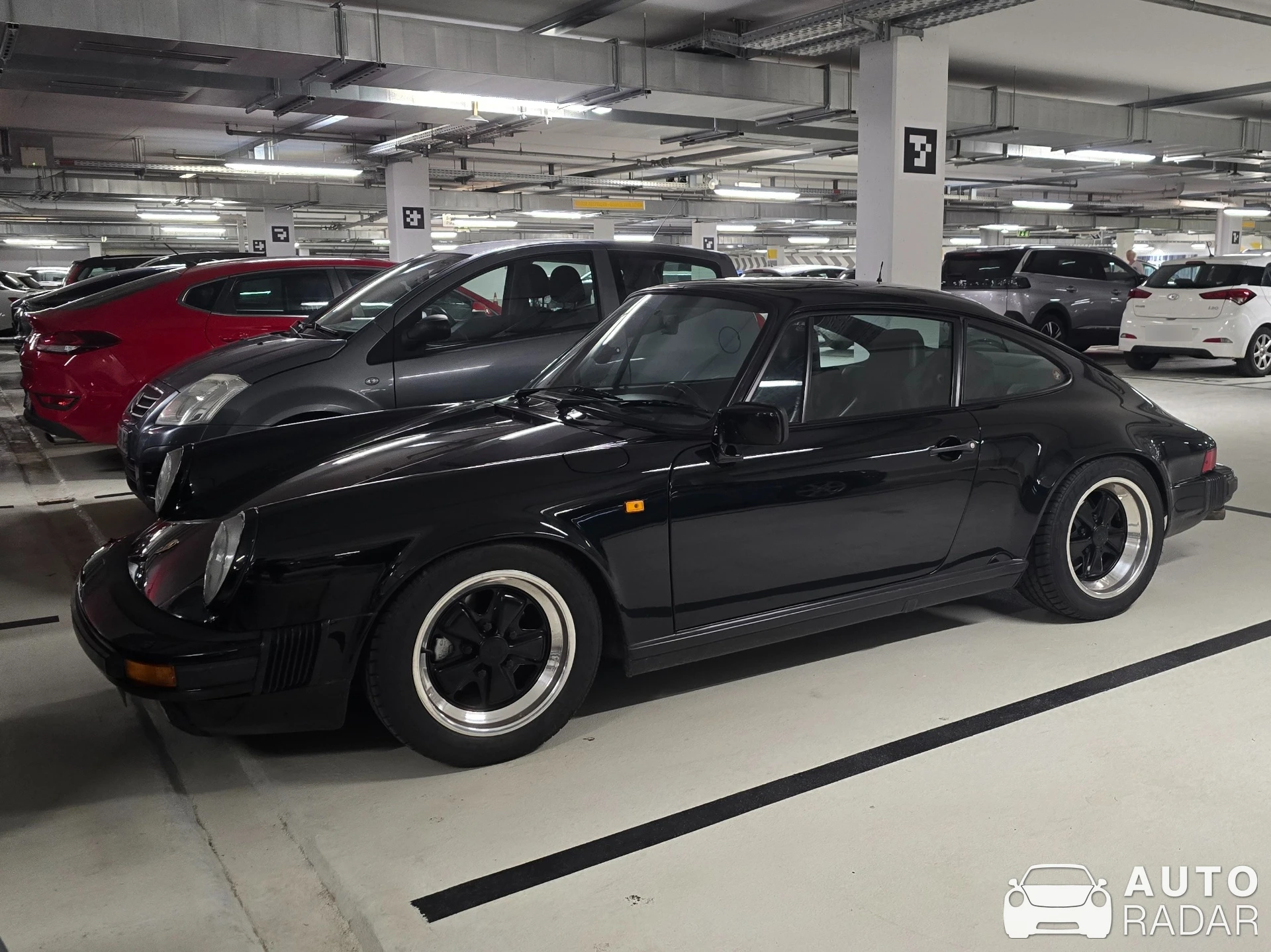 Porsche 911 Turbo 3.3 spotted in Stuttgart, Germany