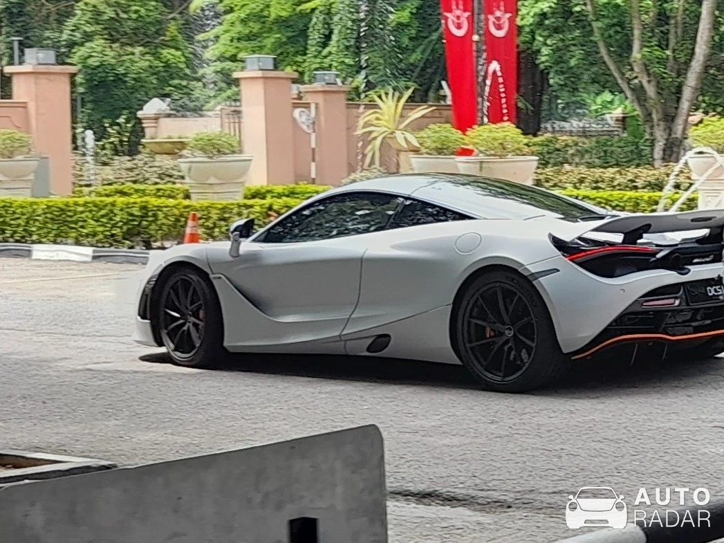 McLaren 720S spotted in Kota Bharu, Malaysia