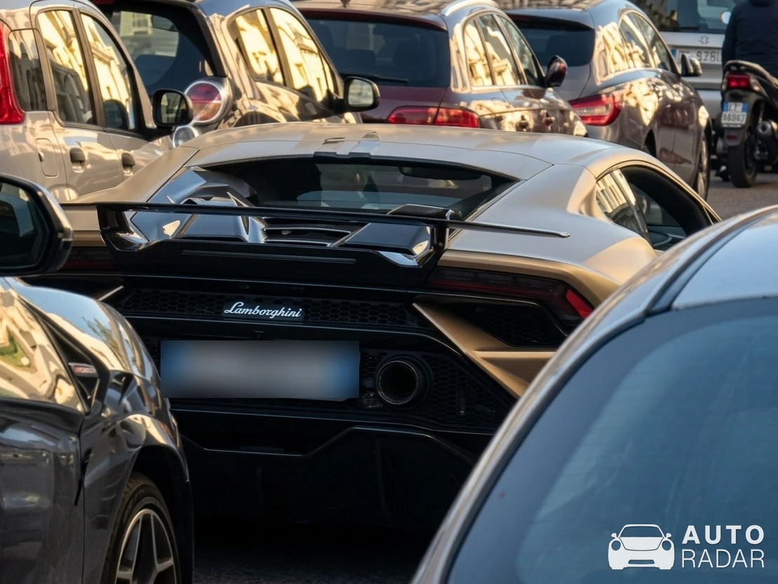 Lamborghini Huracán LP640-2 Tecnica spotted in Savelletri
