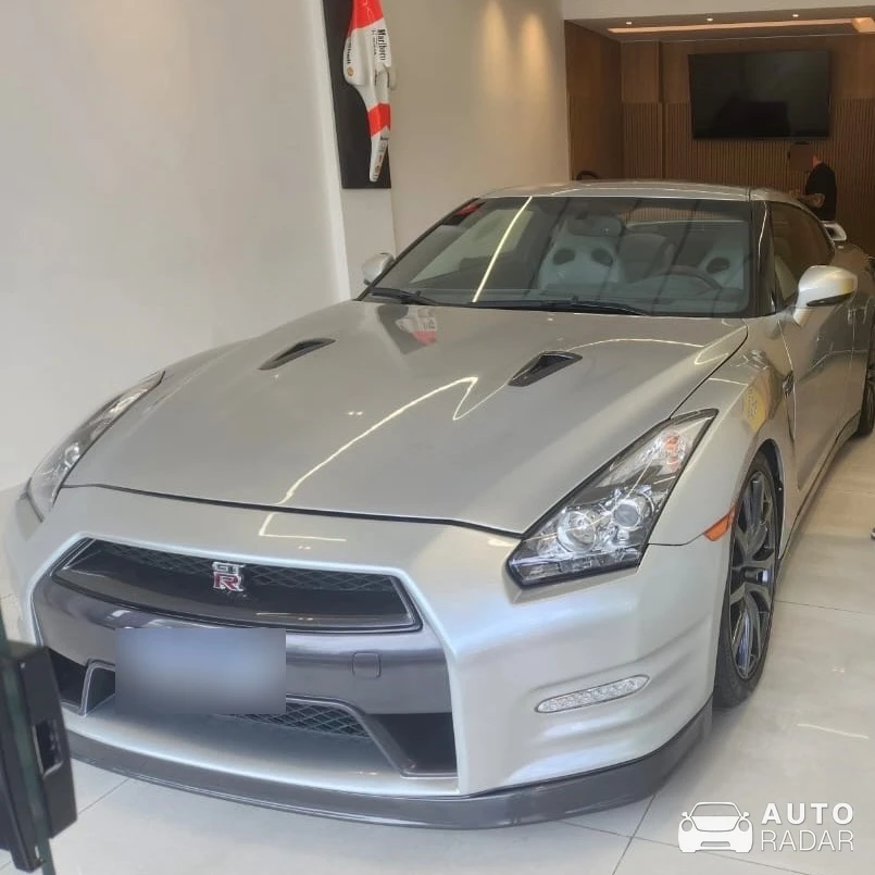 Nissan GT-R R35 spotted in Barra da Tijuca, Brazil