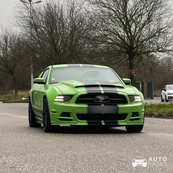 Ford Mustang Boss 302 2013 spotted in Moulins-lès-Metz