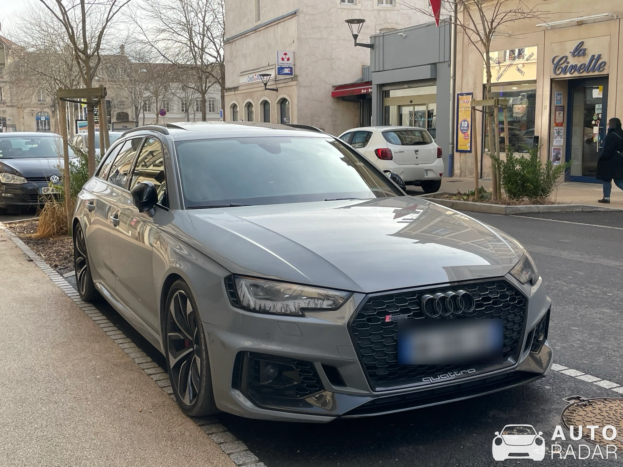 Audi RS4 Avant B9 spotted in Toul, France