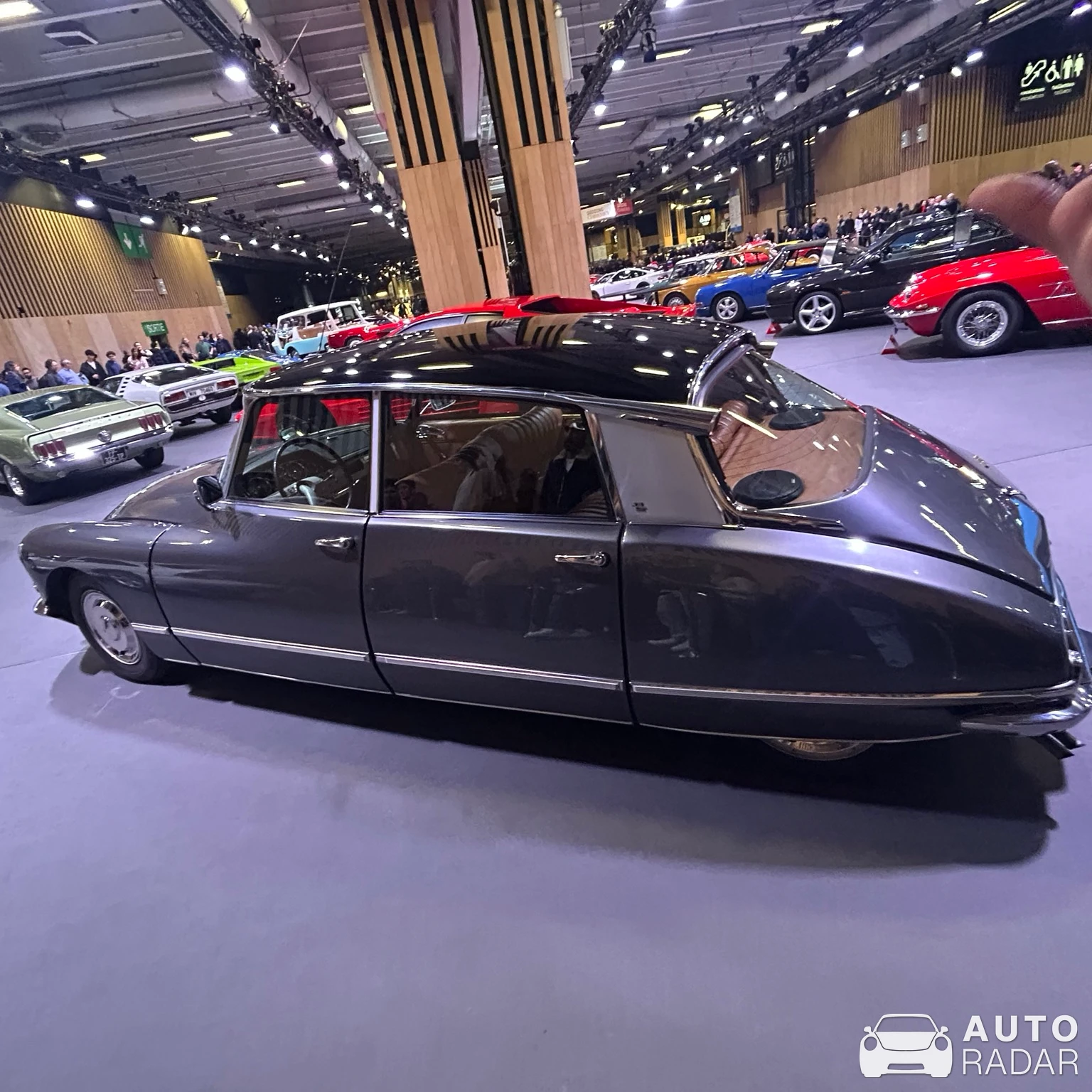 Citroën DS spotted in Vanves, France