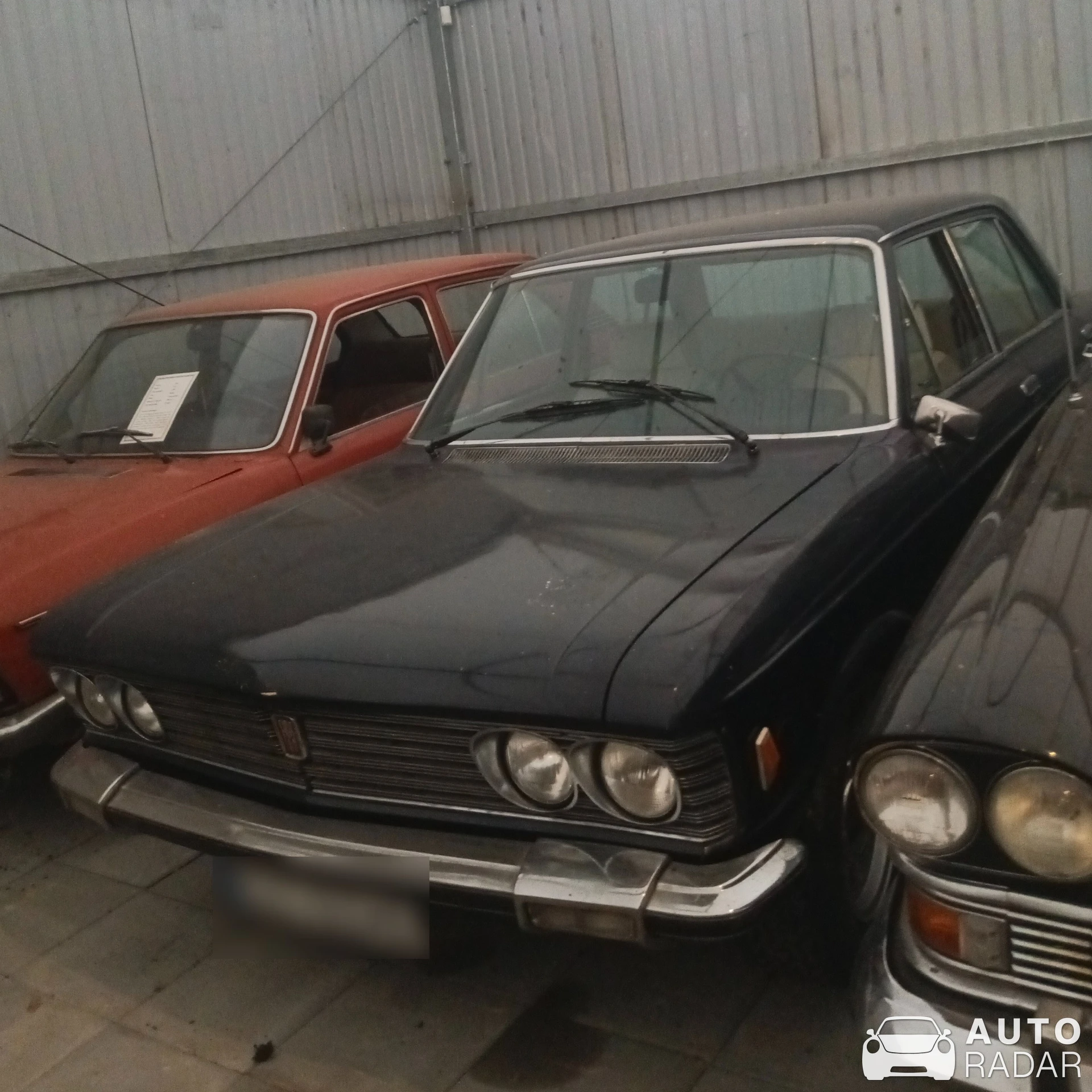 Fiat 130 spotted in Nieborów