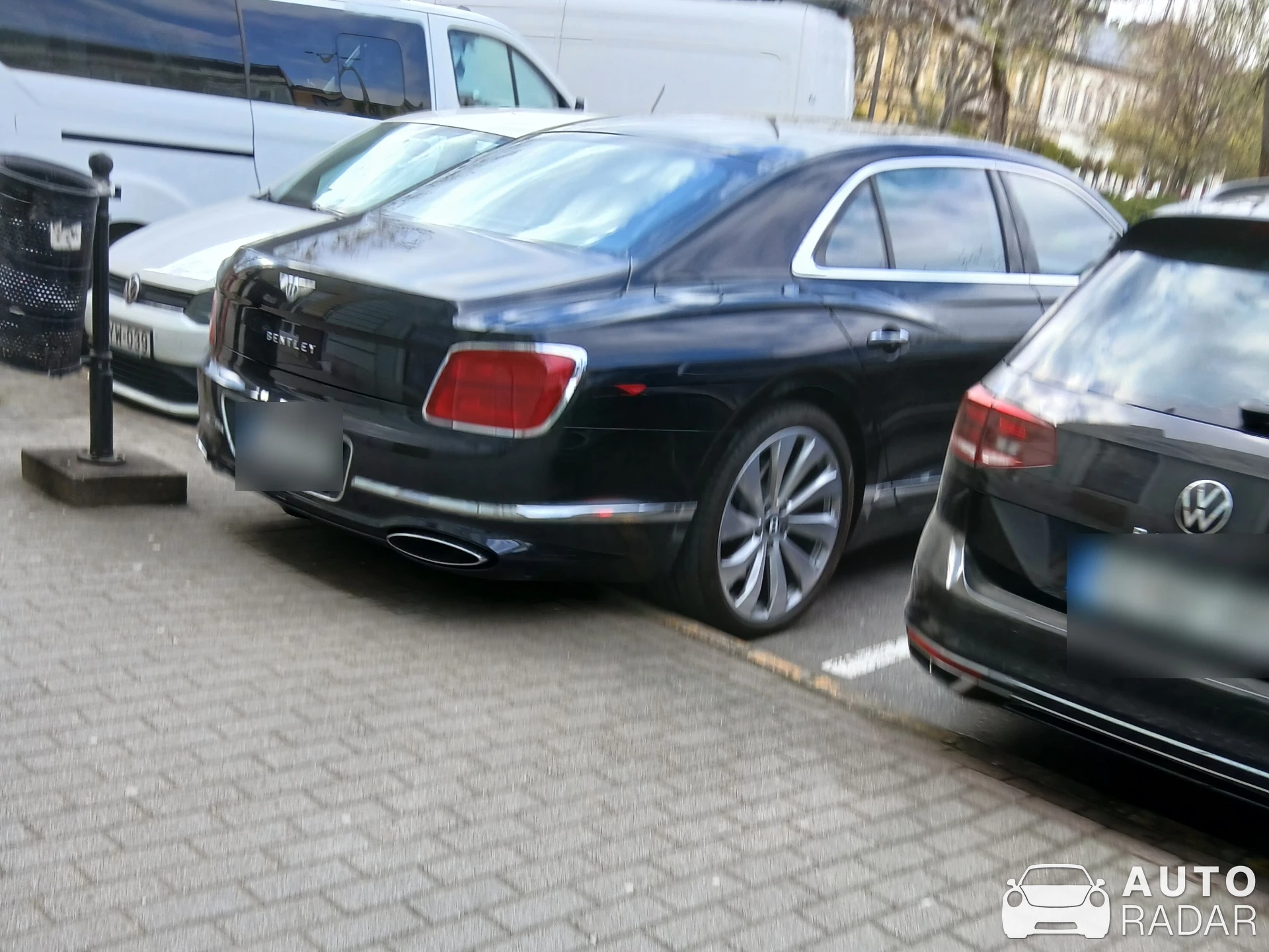 Bentley Continental Flying Spur spotted in Nyíregyháza