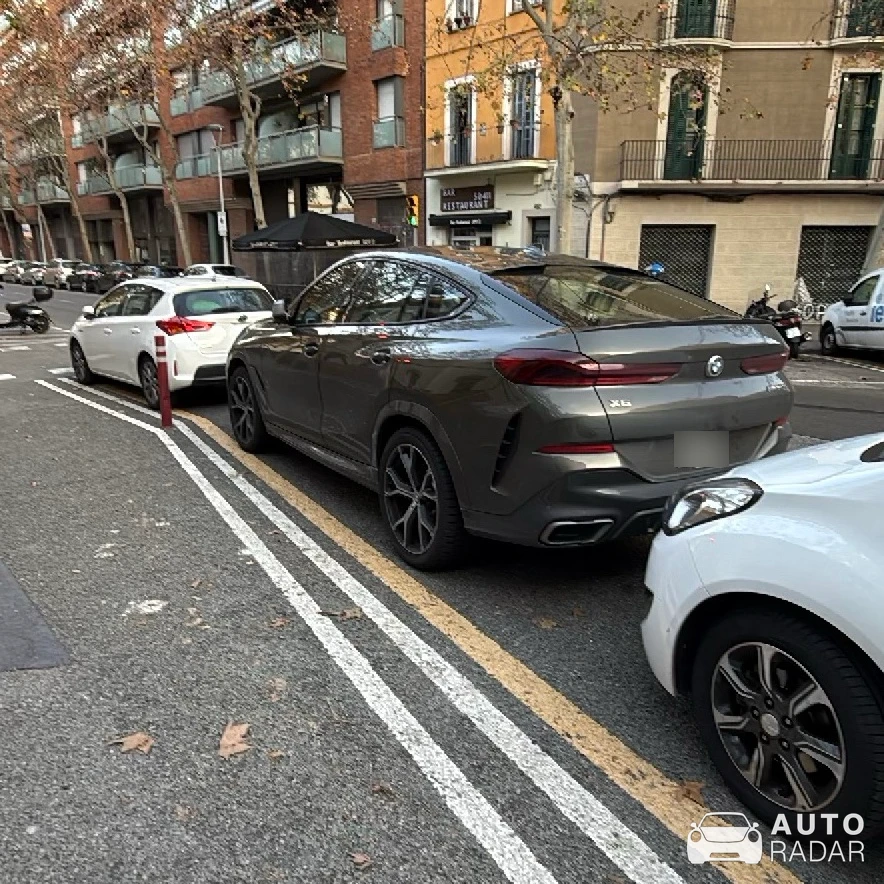 BMW X6 G06 spotted in Barcelona, Spain