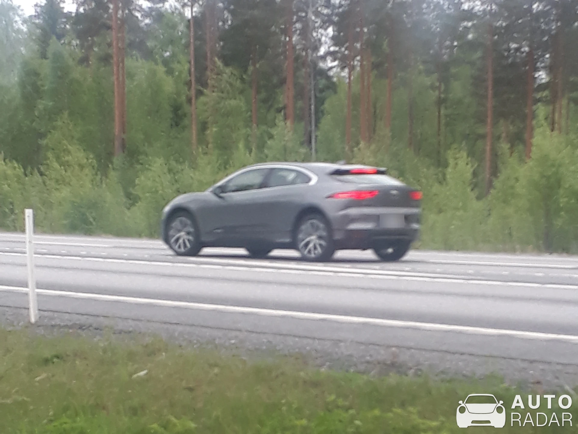 Jaguar I-PACE spotted in Leivonmäki