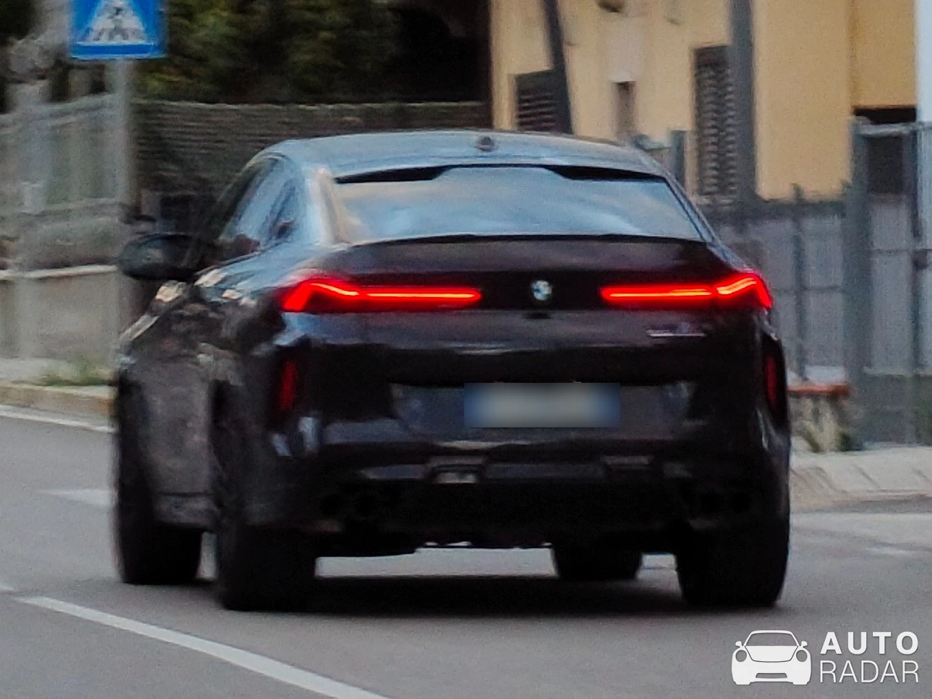 BMW X6 M G06 2022 spotted in San Benedetto del Tronto