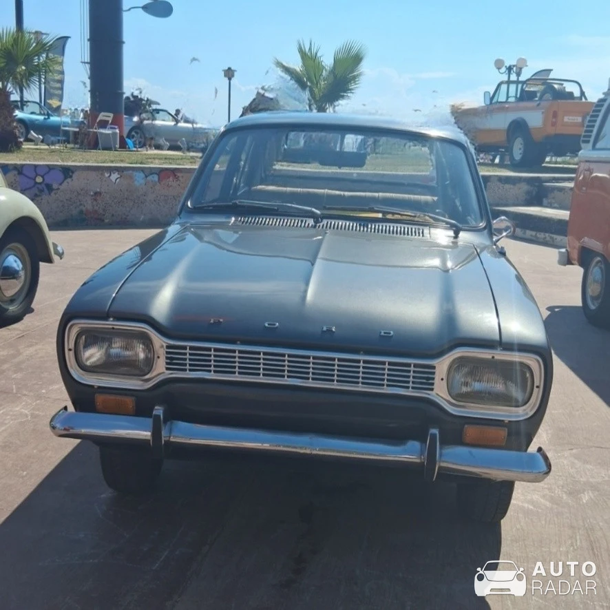 Ford Escort MkI spotted in Alimos