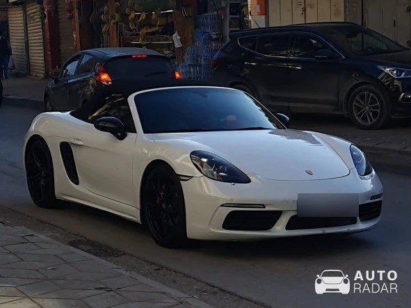 Porsche 718 Boxster spotted in Chéraga, Algérie