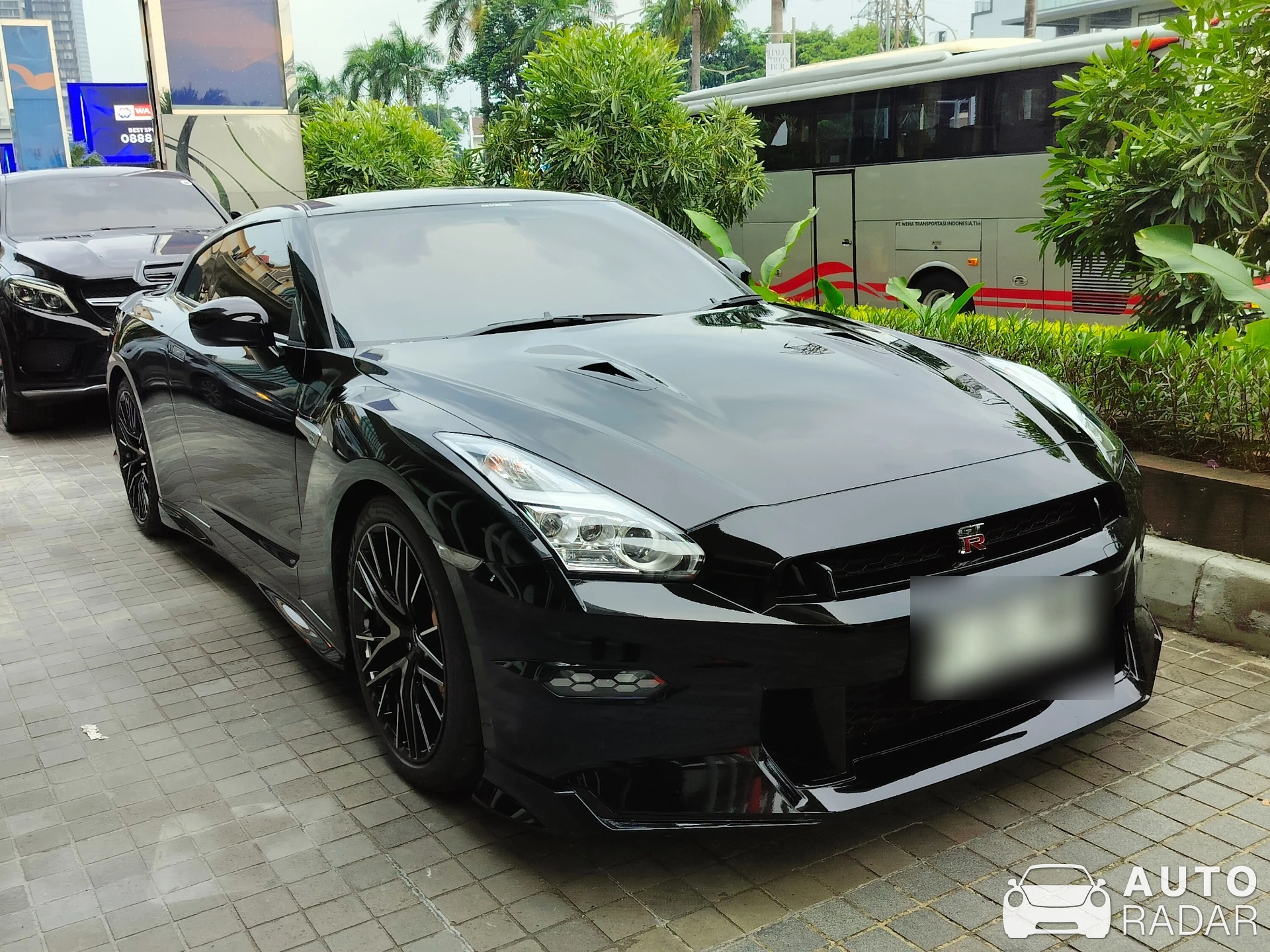Nissan GT-R R35 spotted in Kota Jakarta Pusat, Indonesia