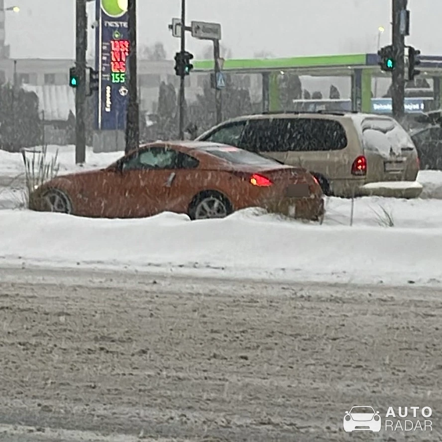 Nissan 350Z spotted in Tallinn, Эстония