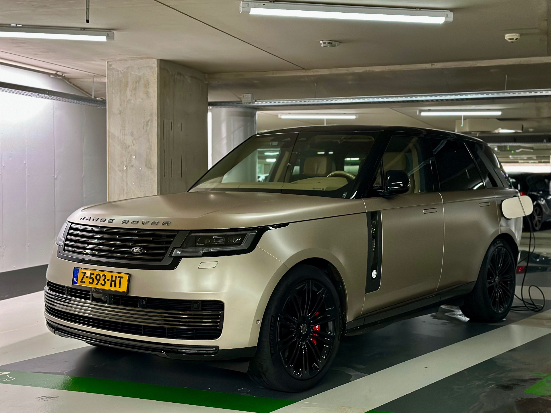 Land Rover Range Rover SV