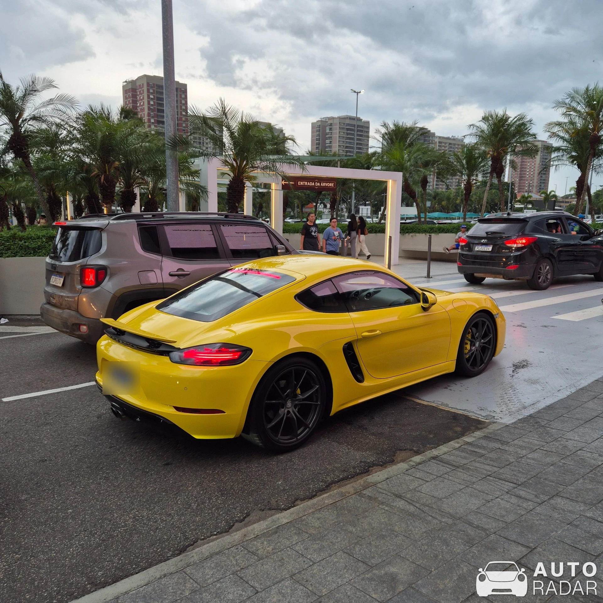 Porsche 718 Cayman S spotted in Barra da Tijuca, Brazil