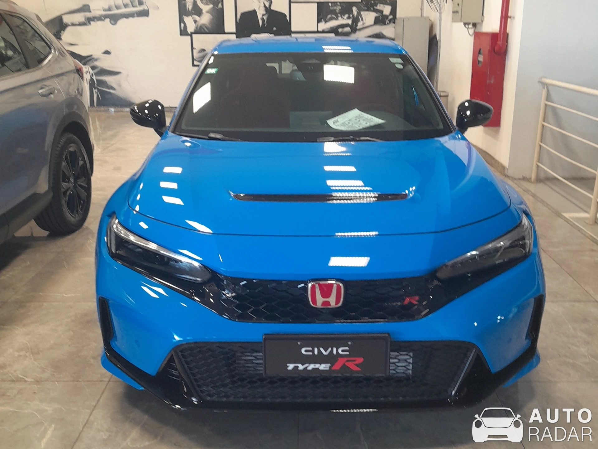 Honda Civic Type-R 2024 spotted in Belo Horizonte