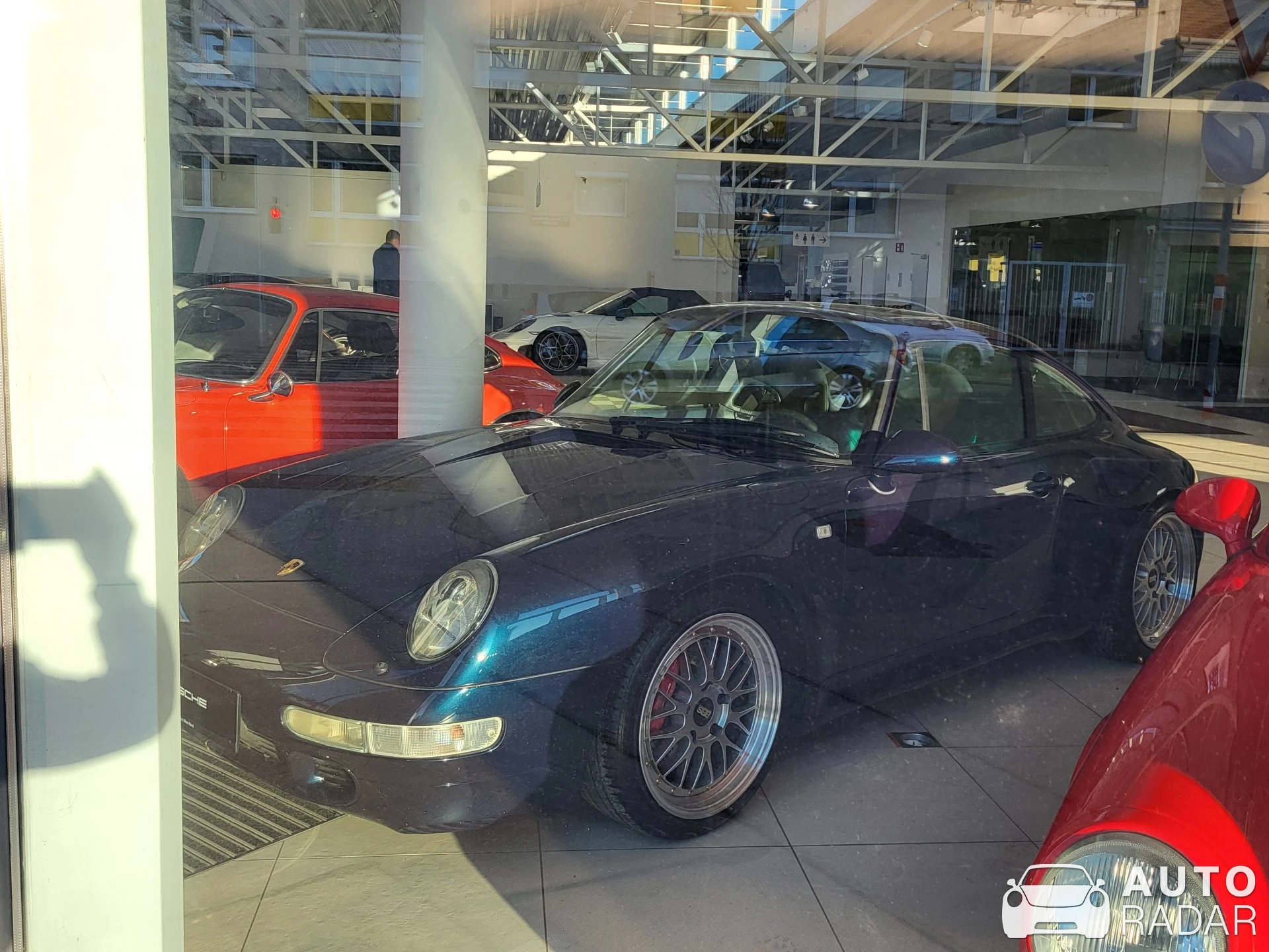 Porsche 993 Carrera spotted in Wien, Austria