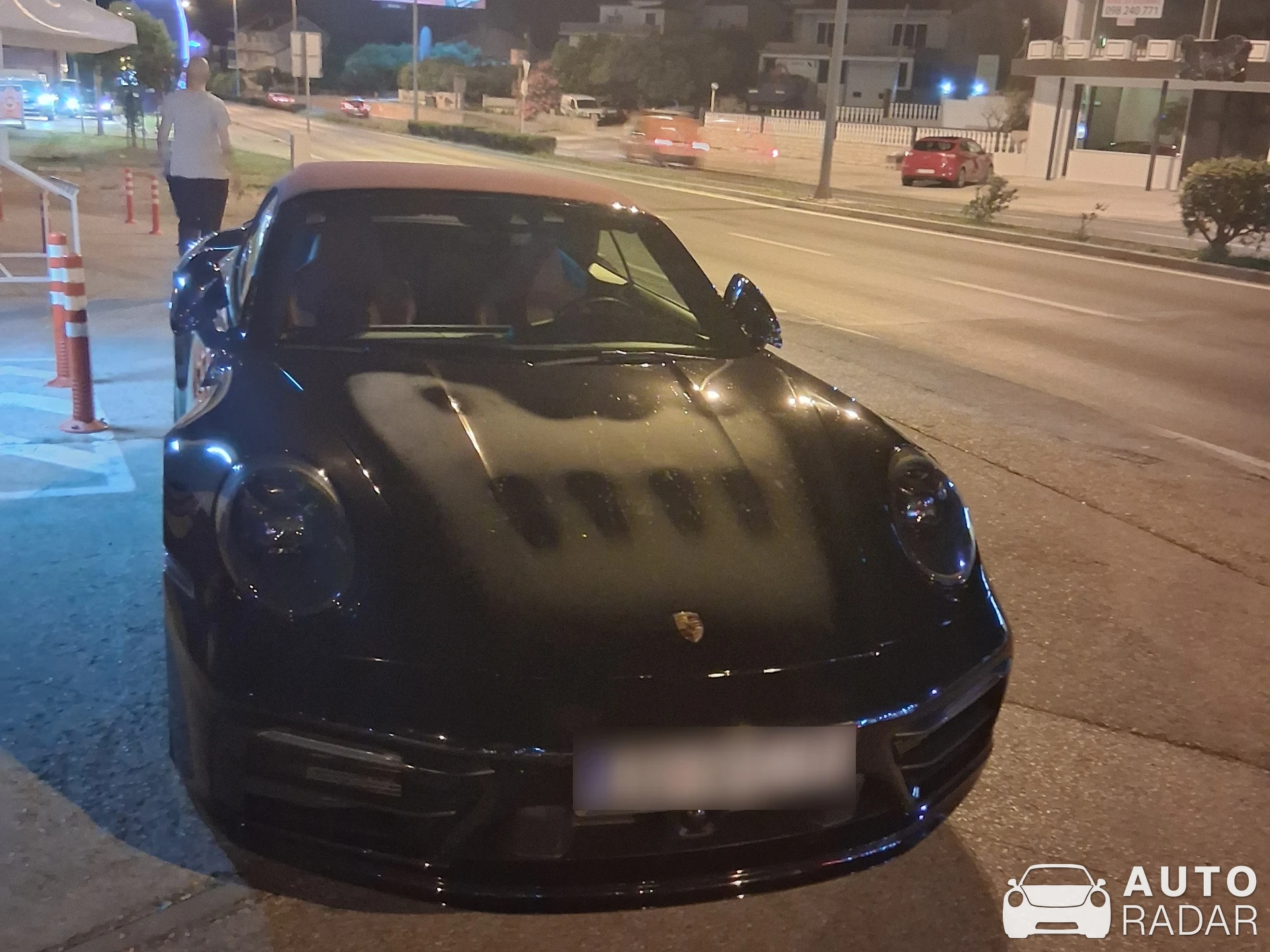 Porsche 992 Carrera 4S Cabriolet MkI spotted in Sveti Filip i Jakov
