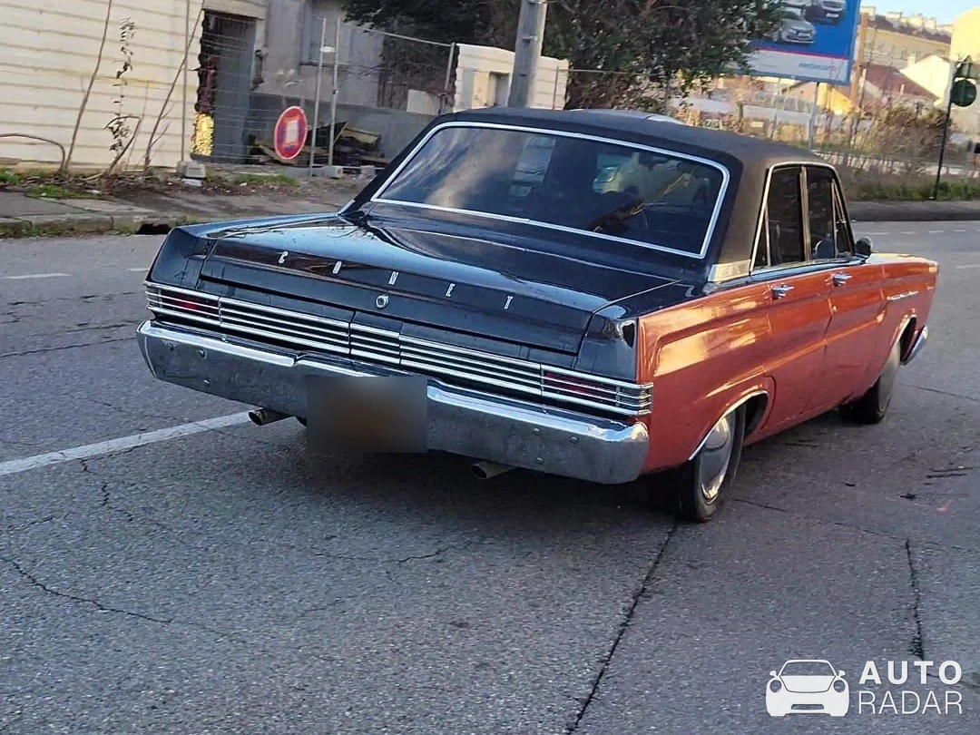 Mercury Comet spotted in Guilherand-Granges