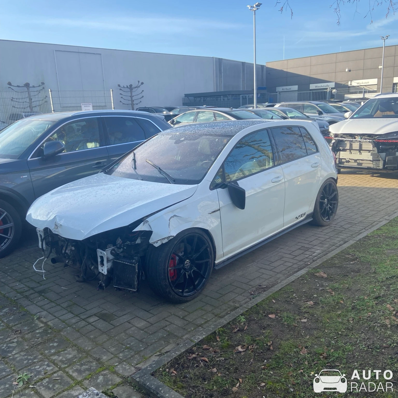 Volkswagen Golf GTI TCR spotted in Düsseldorf, Deutschland