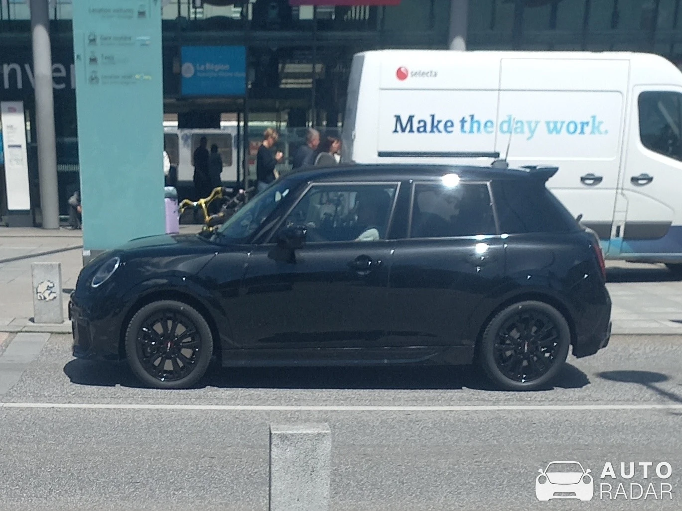 Mini Cooper S Coupe JCW spotted in Annecy