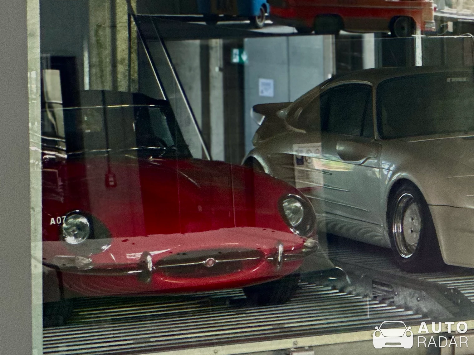 Jaguar E-Type 4.2 spotted in Düsseldorf