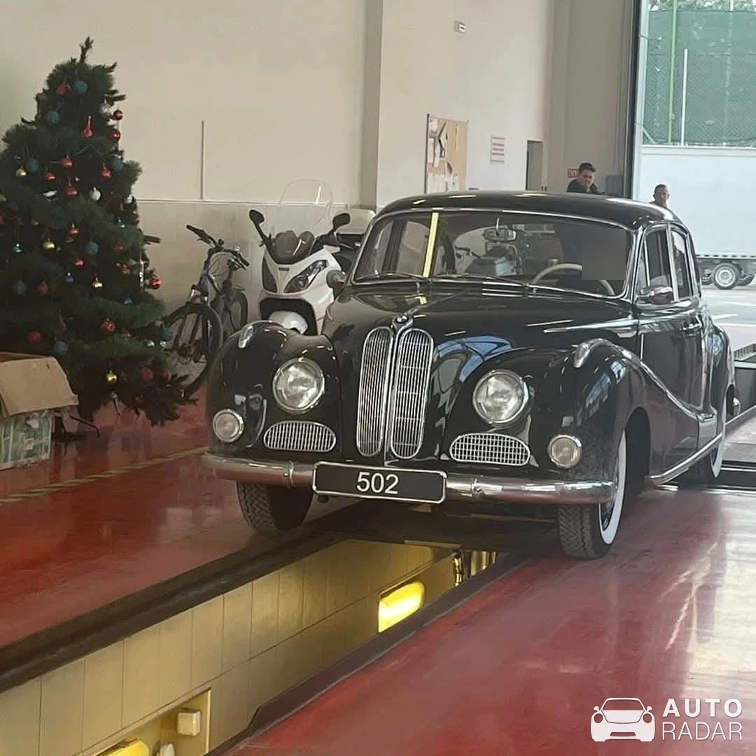 BMW 502 spotted in Prilep, North Macedonia