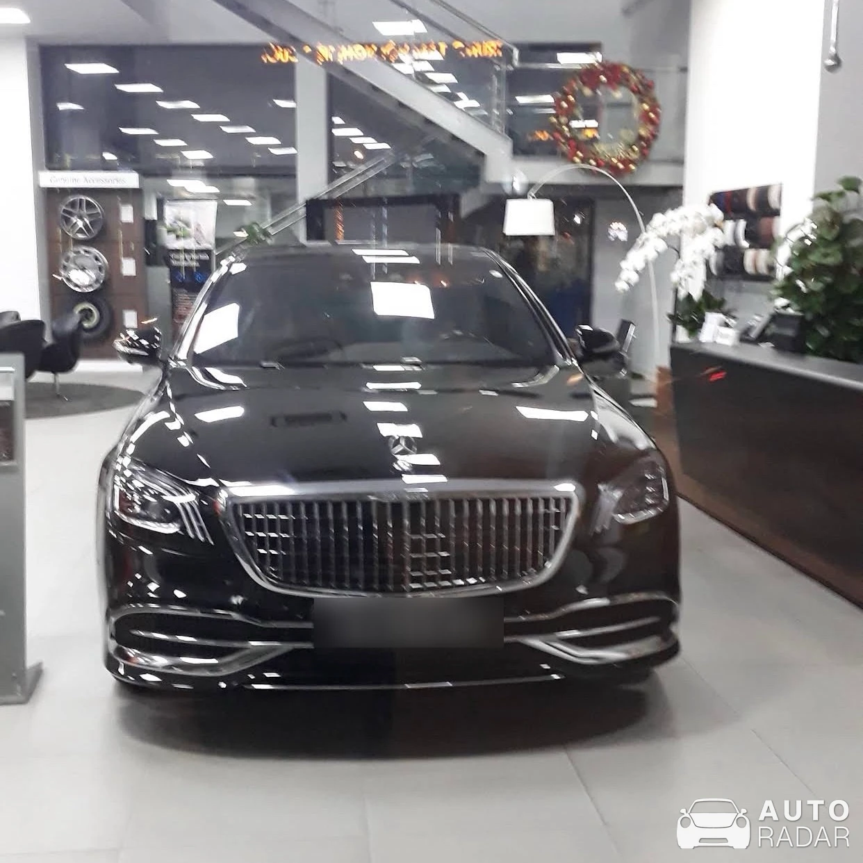 Mercedes-Maybach S 550 spotted
