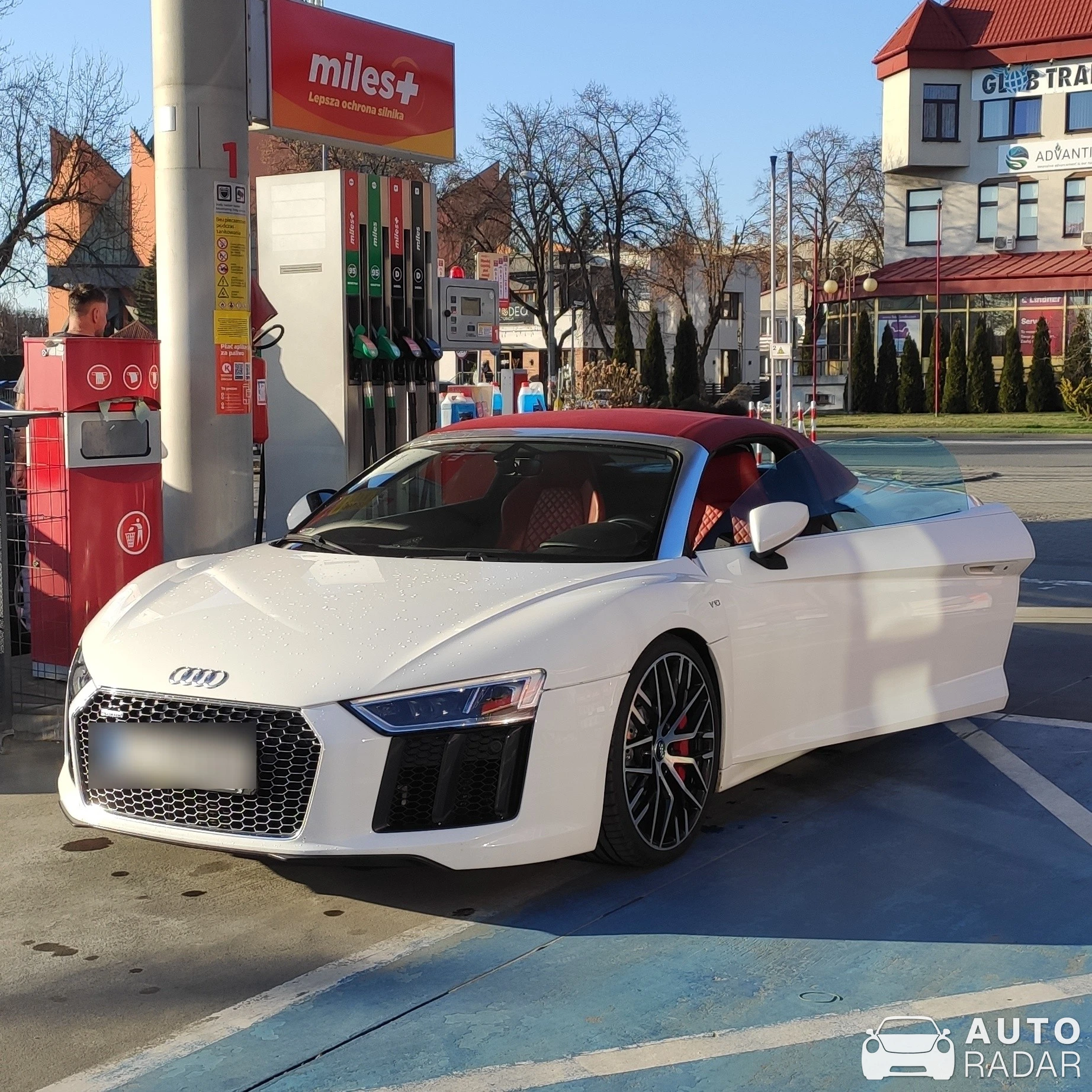 Audi R8 V10 Spyder spotted in Tarnów