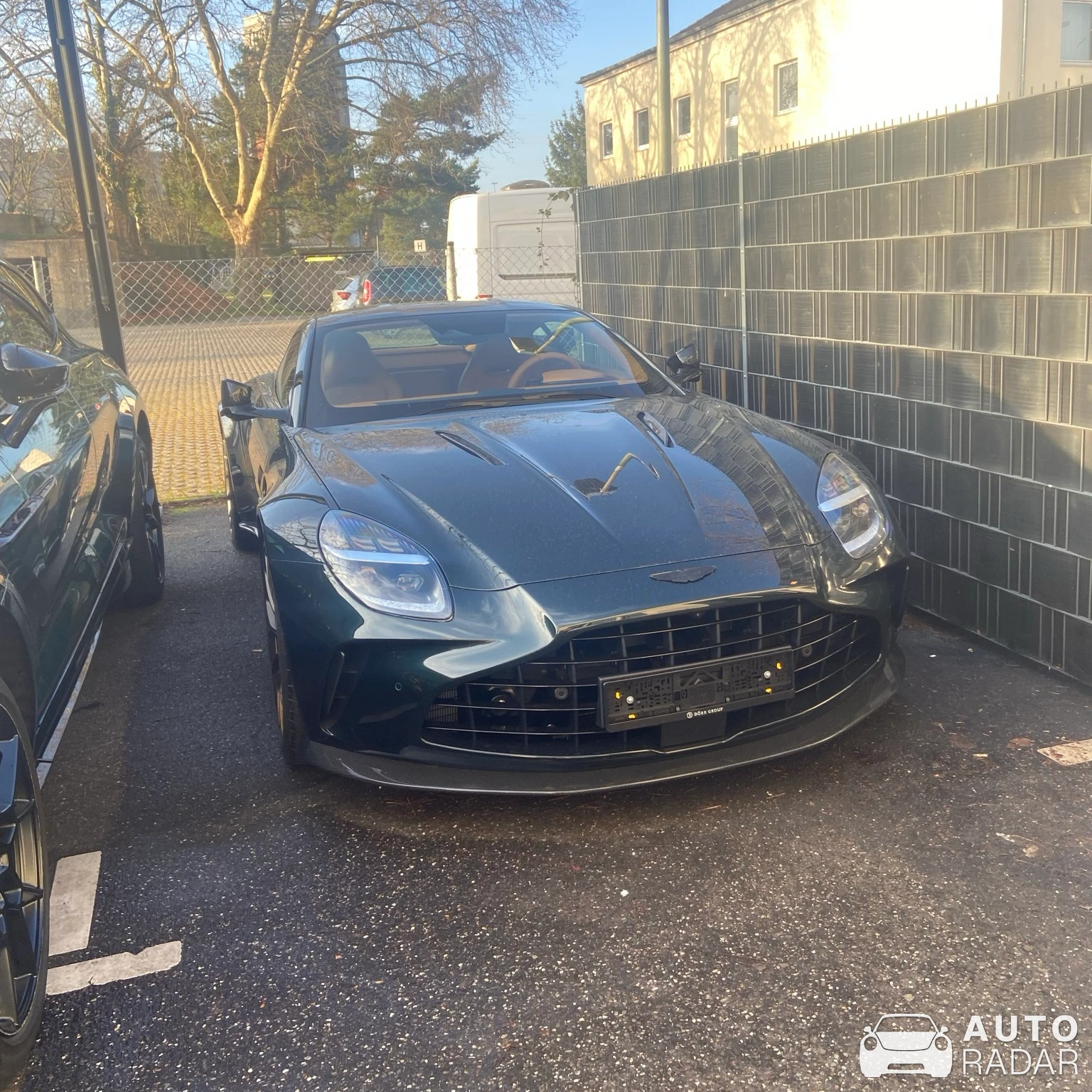 Aston Martin V8 Vantage spotted in Düsseldorf, Deutschland
