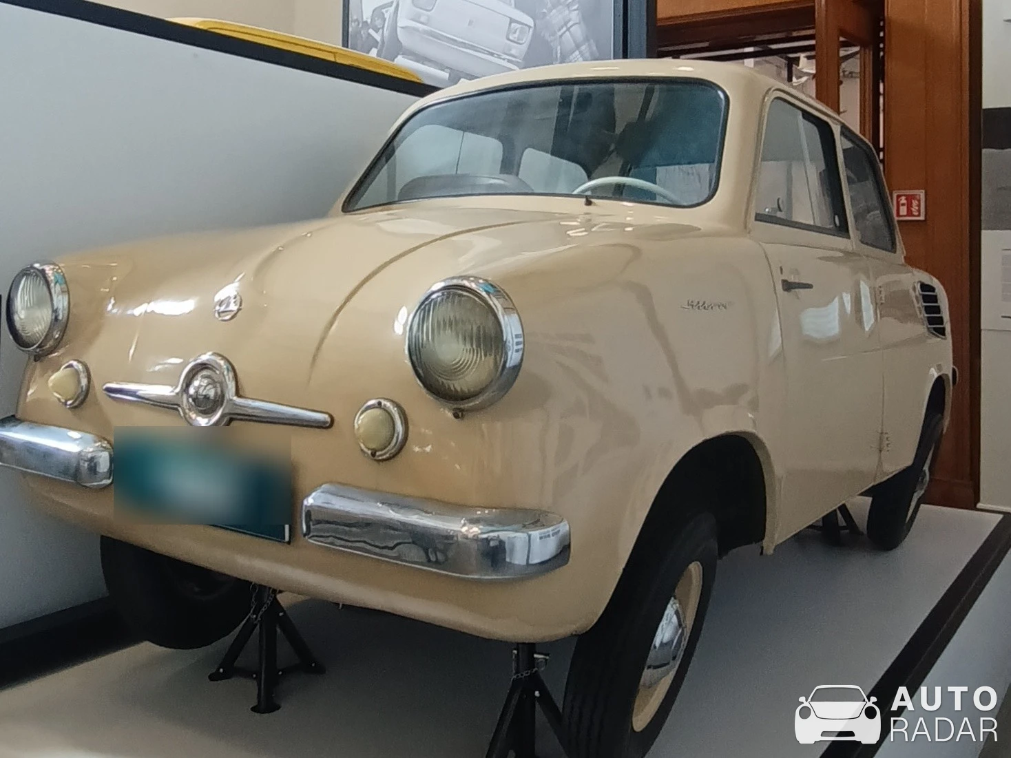 Mikrus MR-300 spotted in Warszawa