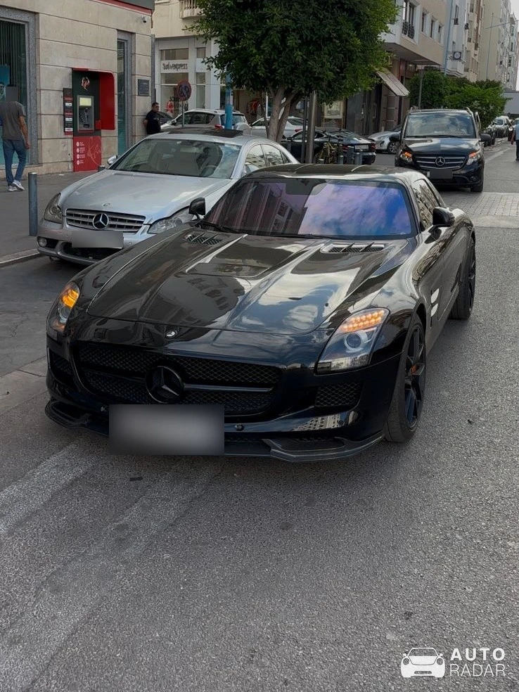 Mercedes-Benz SLS AMG GT Roadster spotted in Casablanca