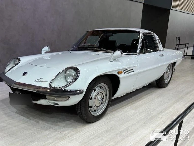 Mazda Cosmo spotted in Barcelona