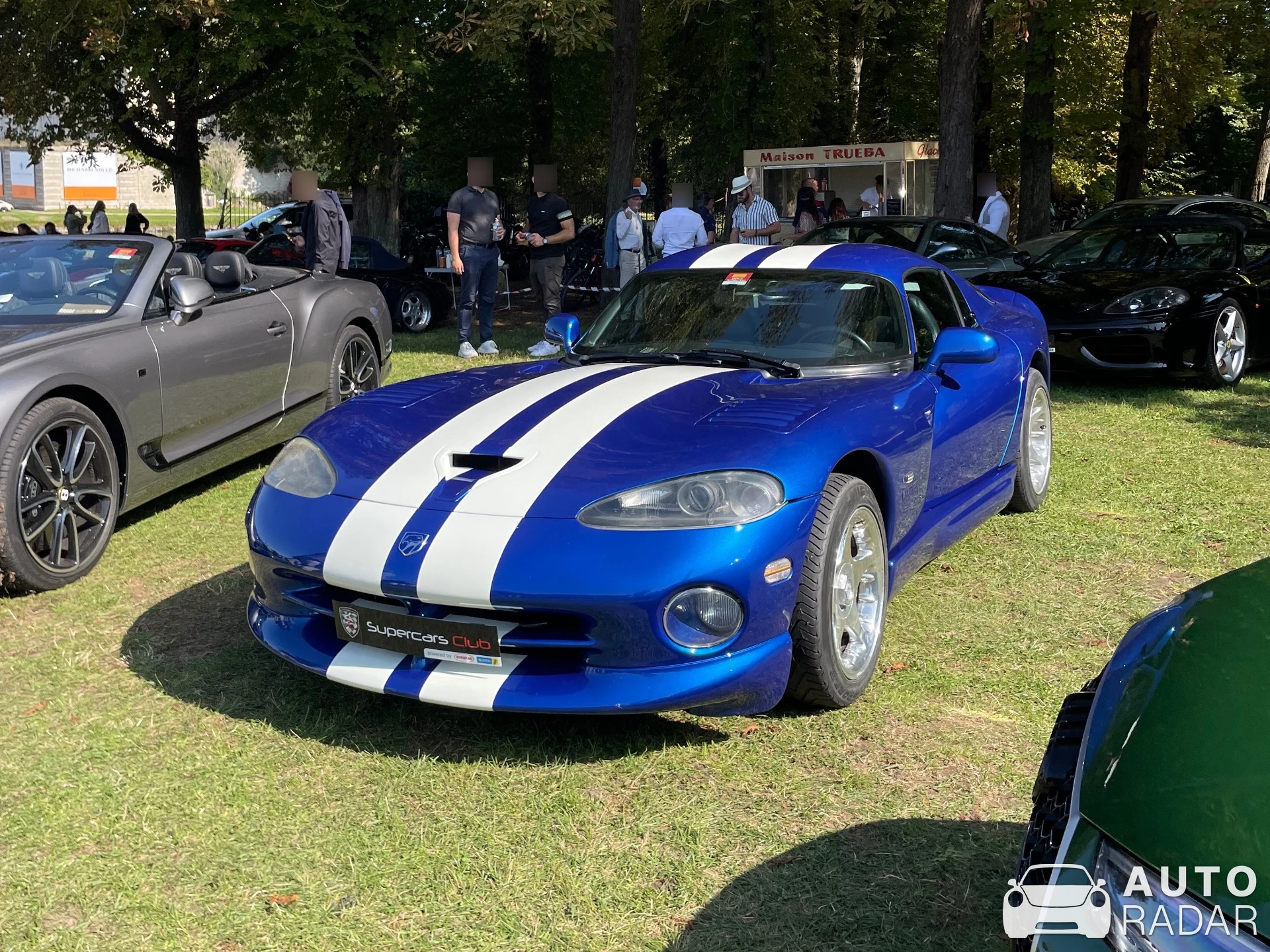 Dodge Viper GTS spotted in Chantilly, France