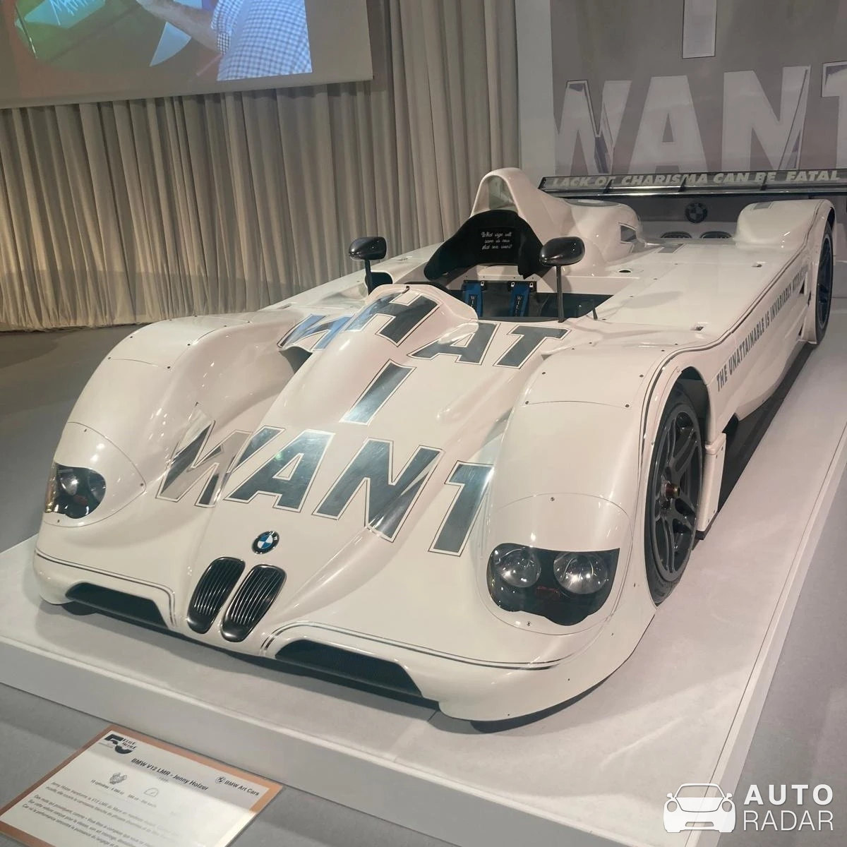 BMW V12 LMR spotted in Vanves