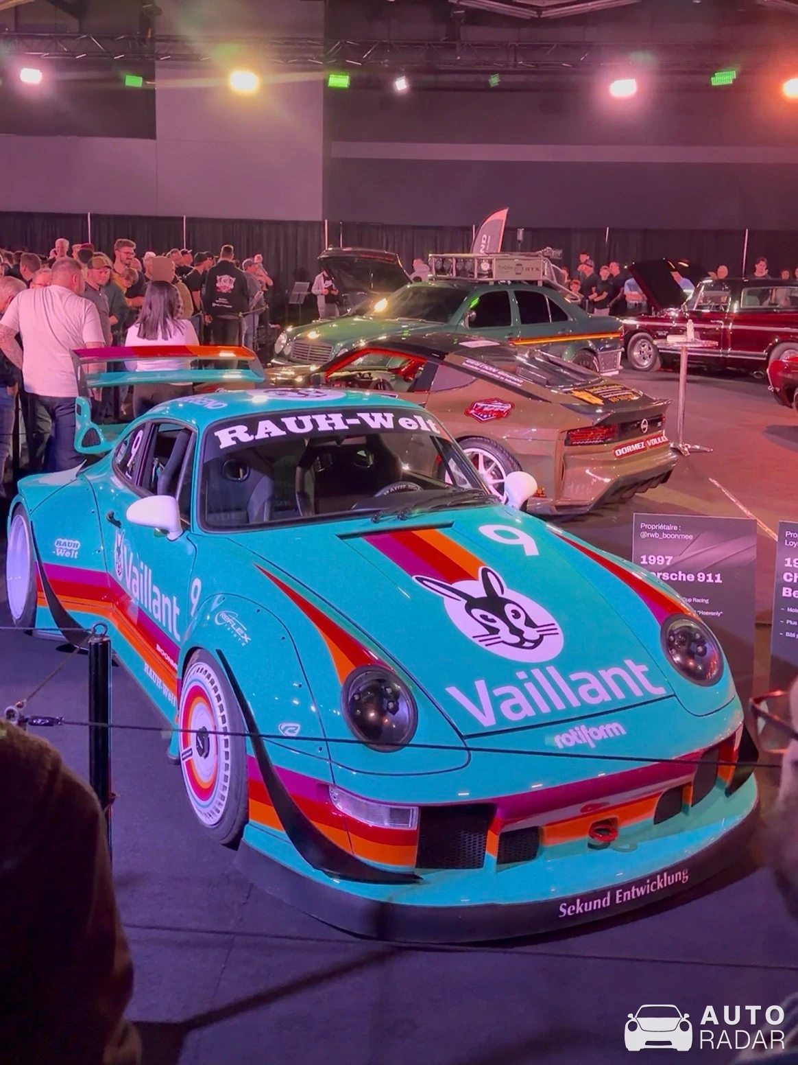 Porsche 911 SC RWB spotted in Montréal