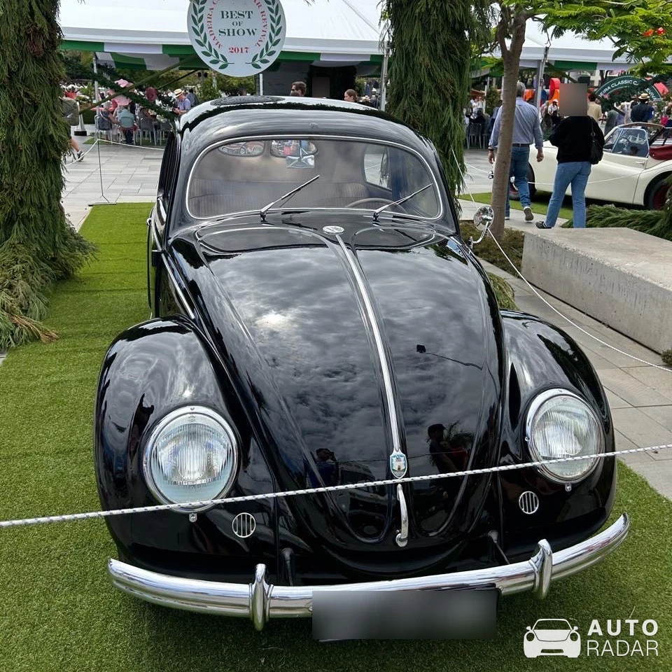 Volkswagen Beetle spotted in Lisbon, Portugal