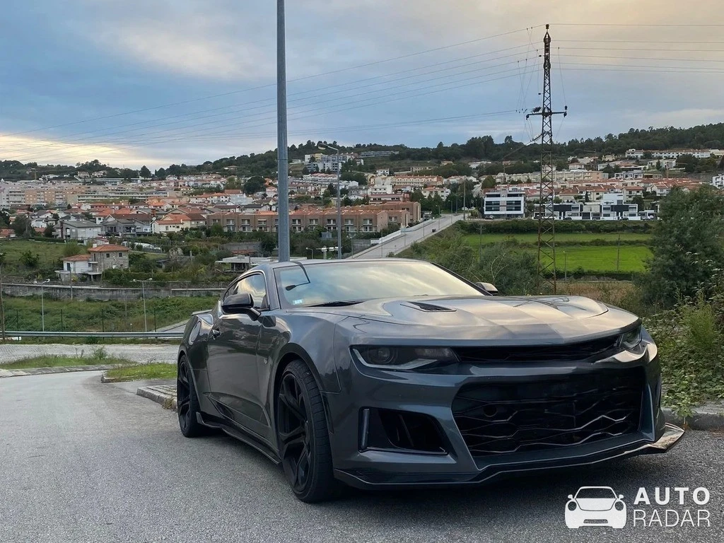 Chevrolet Camaro SS spotted in Espinho, Portugal