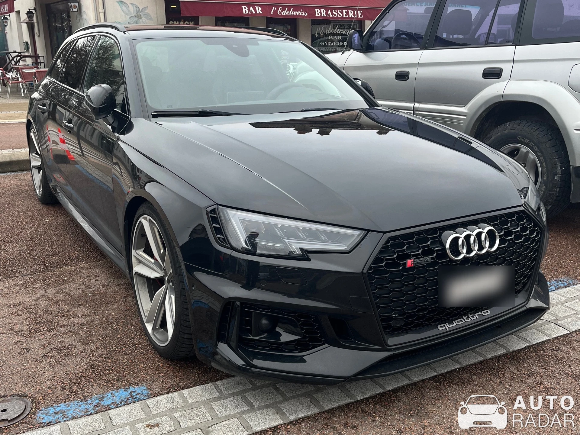 Audi RS4 Avant B9 spotted in Ambérieu-en-Bugey, France